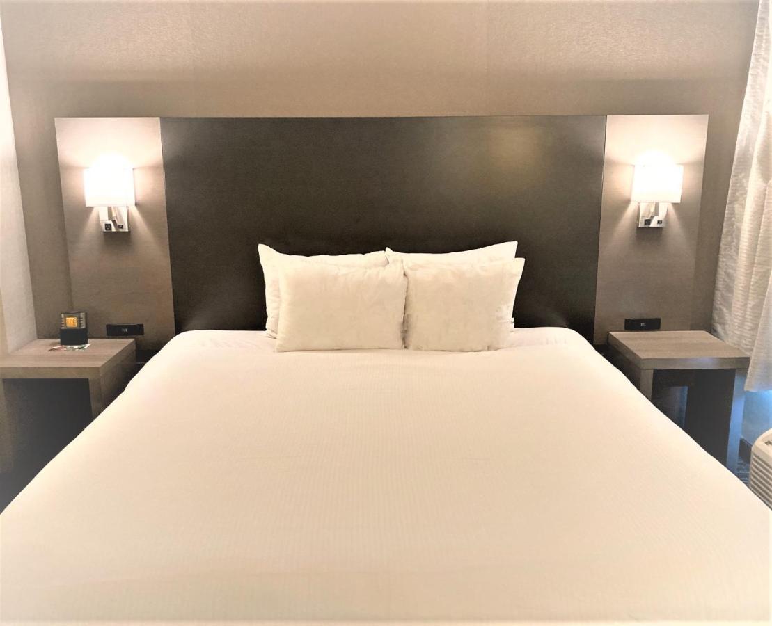 Wingate By Wyndham Erie Hotel Buitenkant foto