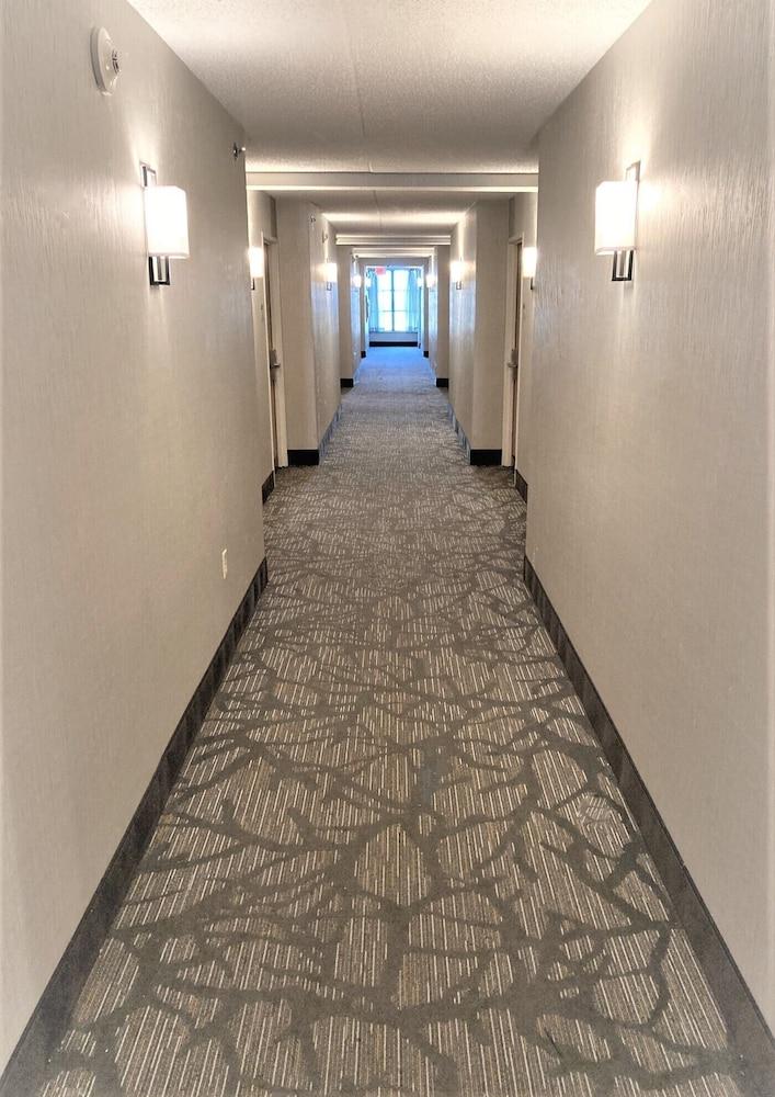 Wingate By Wyndham Erie Hotel Buitenkant foto