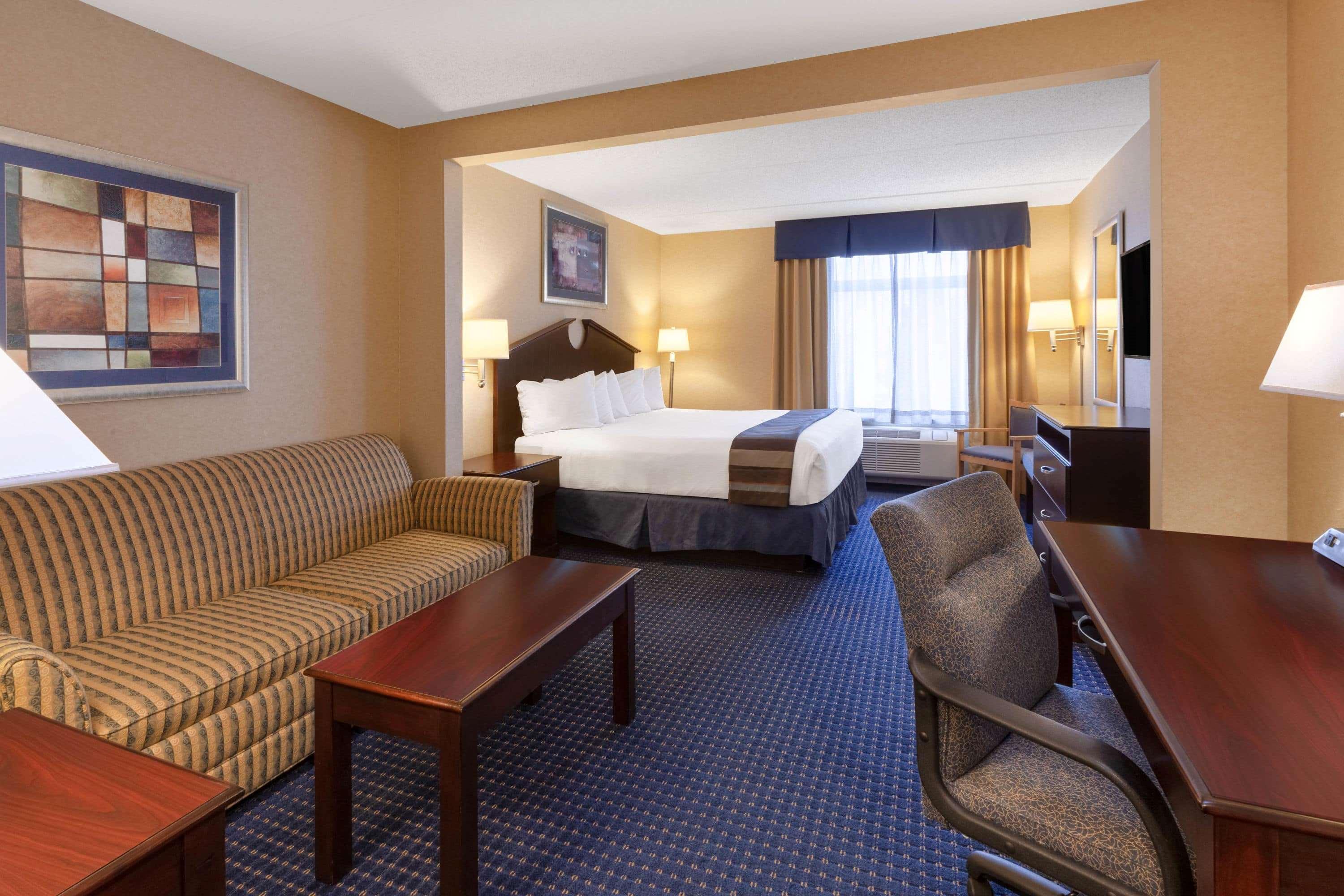 Wingate By Wyndham Erie Hotel Buitenkant foto